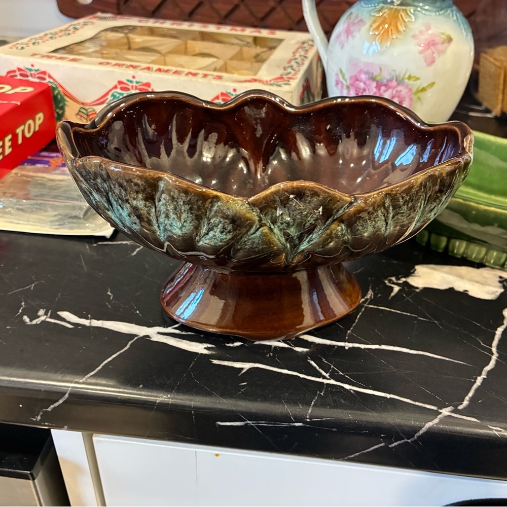 🟤Beauceware pedestal bowl /  Coupe sur pied Céramique de Beauce
# 1568